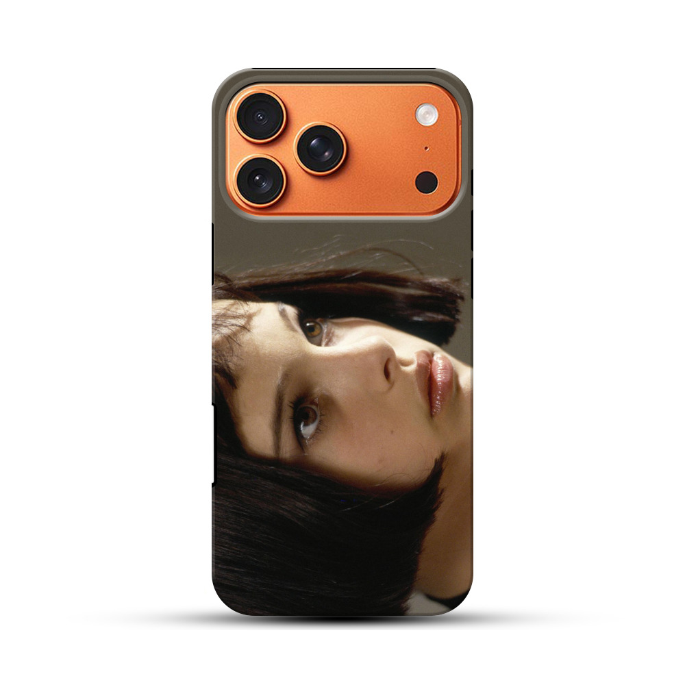 むつかしい表情の女性 iPhone 17 Pro Maxオリジナル耐衝撃ケース